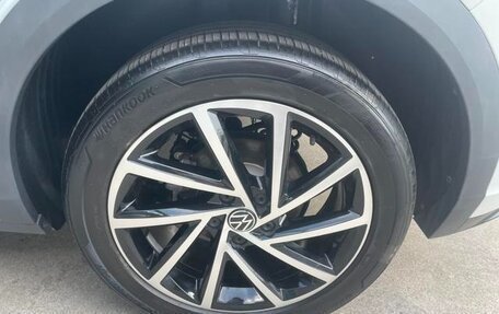 Volkswagen T-Roc I, 2022 год, 1 360 000 рублей, 16 фотография