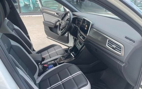 Volkswagen T-Roc I, 2022 год, 1 360 000 рублей, 9 фотография