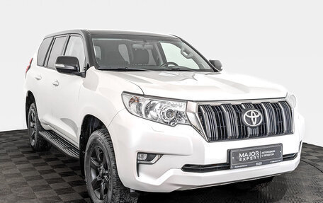 Toyota Land Cruiser Prado 150 рестайлинг 2, 2021 год, 6 400 000 рублей, 3 фотография