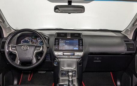 Toyota Land Cruiser Prado 150 рестайлинг 2, 2021 год, 6 400 000 рублей, 14 фотография