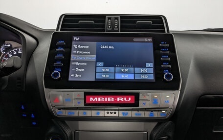 Toyota Land Cruiser Prado 150 рестайлинг 2, 2021 год, 6 400 000 рублей, 17 фотография