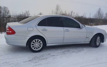 Mercedes-Benz E-Класс, 2007 год, 915 000 рублей, 6 фотография