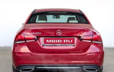 Mercedes-Benz A-Класс, 2020 год, 2 800 000 рублей, 6 фотография