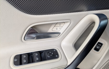 Mercedes-Benz A-Класс, 2020 год, 2 800 000 рублей, 27 фотография