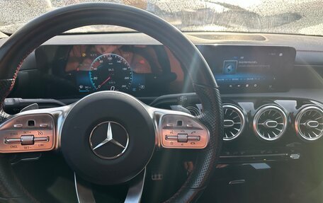 Mercedes-Benz CLA, 2020 год, 2 850 000 рублей, 14 фотография