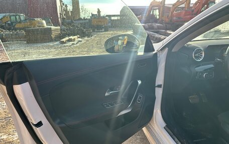 Mercedes-Benz CLA, 2020 год, 2 850 000 рублей, 15 фотография