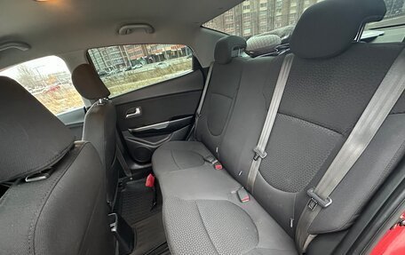 KIA Rio III рестайлинг, 2012 год, 950 000 рублей, 12 фотография