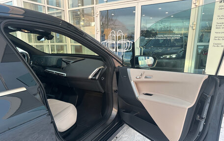 BMW iX, 2022 год, 7 347 000 рублей, 33 фотография