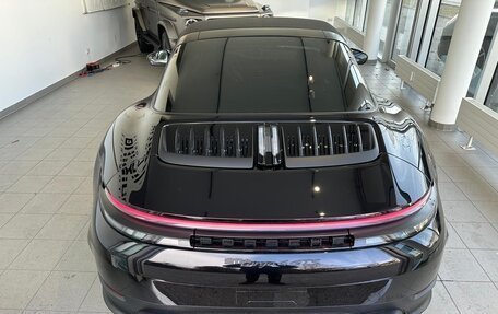 Porsche 911, 2025 год, 32 990 000 рублей, 7 фотография