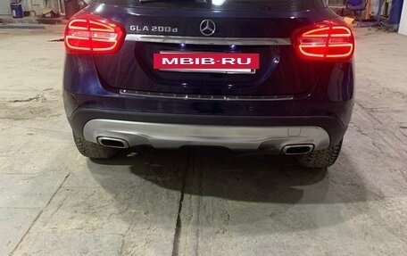 Mercedes-Benz GLA, 2016 год, 1 950 000 рублей, 4 фотография