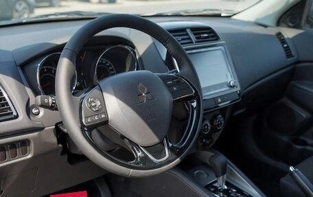 Mitsubishi ASX I рестайлинг, 2025 год, 2 470 000 рублей, 9 фотография