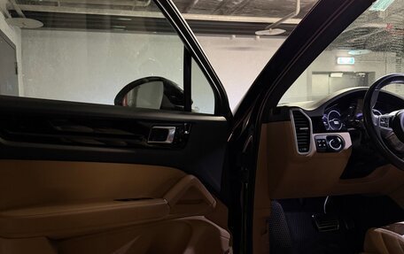 Porsche Cayenne III, 2019 год, 5 555 000 рублей, 10 фотография