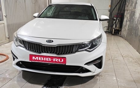 KIA Optima IV, 2018 год, 1 800 000 рублей, 8 фотография