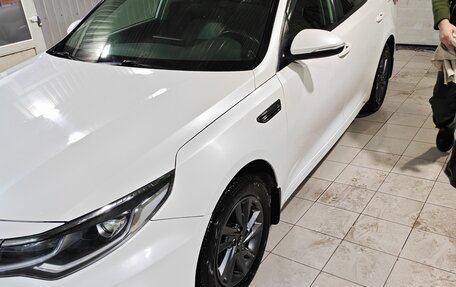 KIA Optima IV, 2018 год, 1 800 000 рублей, 12 фотография