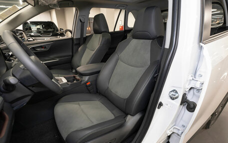 Toyota RAV4, 2025 год, 4 450 000 рублей, 9 фотография