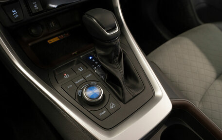 Toyota RAV4, 2025 год, 4 450 000 рублей, 19 фотография