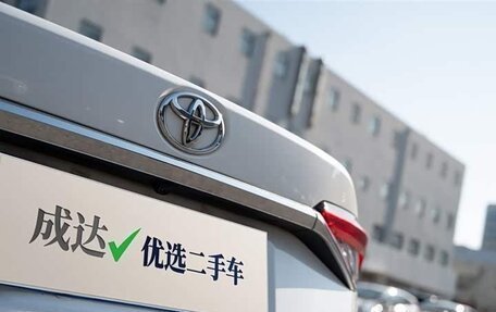 Toyota Corolla, 2023 год, 989 000 рублей, 8 фотография