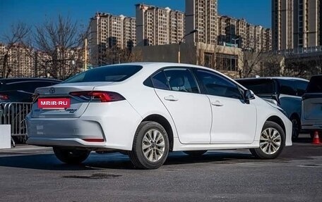 Toyota Corolla, 2023 год, 989 000 рублей, 3 фотография