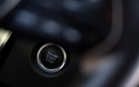 Toyota Corolla, 2023 год, 989 000 рублей, 26 фотография