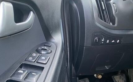 KIA Sportage III, 2011 год, 1 000 000 рублей, 9 фотография