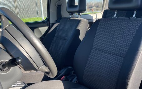 Suzuki Jimny, 2011 год, 915 000 рублей, 15 фотография