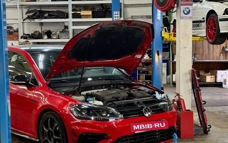 Volkswagen Golf R VII, 2017 год, 3 100 000 рублей, 13 фотография