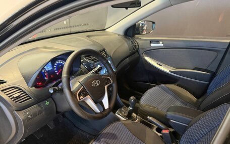 Hyundai Solaris II рестайлинг, 2012 год, 700 000 рублей, 9 фотография