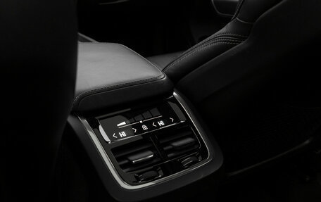 Volvo XC60 II, 2018 год, 3 780 000 рублей, 18 фотография