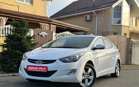 Hyundai Elantra V, 2012 год, 970 000 рублей, 1 фотография
