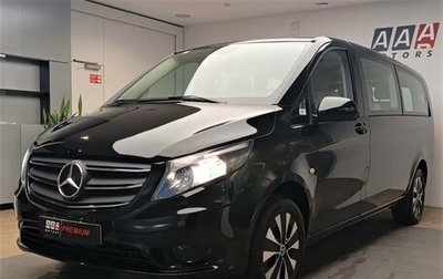 Mercedes-Benz Vito, 2023 год, 7 100 000 рублей, 1 фотография