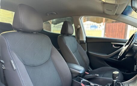 Hyundai Elantra V, 2012 год, 970 000 рублей, 9 фотография