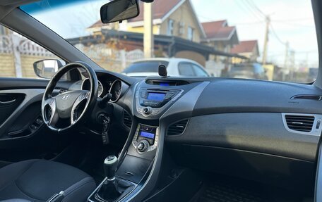 Hyundai Elantra V, 2012 год, 970 000 рублей, 11 фотография