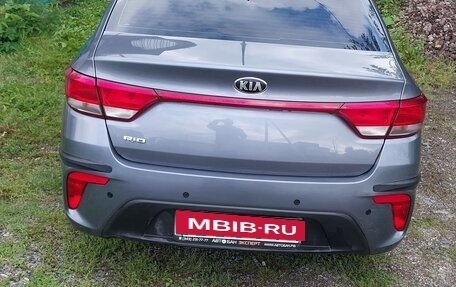 KIA Rio IV, 2018 год, 1 300 000 рублей, 6 фотография