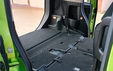 Toyota Roomy I, 2018 год, 1 125 000 рублей, 31 фотография