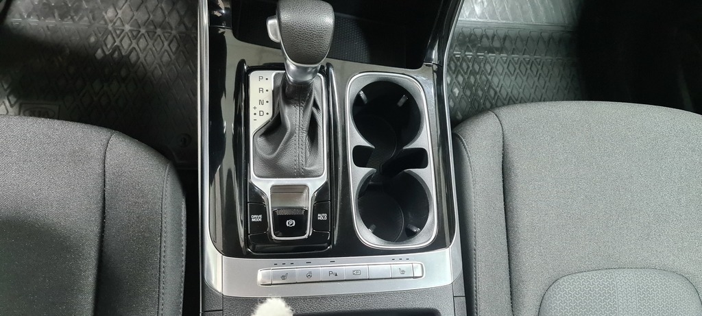 KIA Carnival III, 2021 год, 3 440 000 рублей, 13 фотография