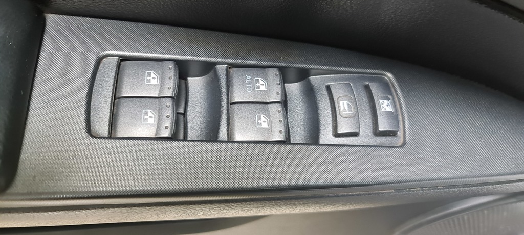 SsangYong Kyron I рестайлинг, 2011 год, 750 000 рублей, 15 фотография