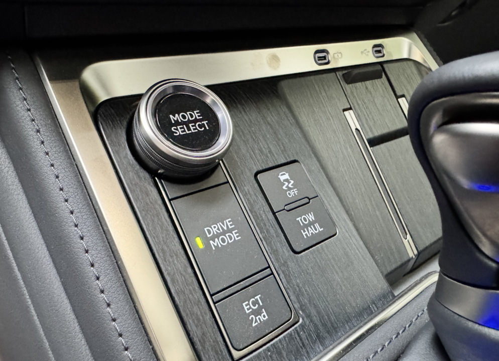 Lexus GX II рестайлинг 2, 2024 год, 15 000 000 рублей, 9 фотография