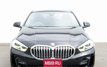 BMW 1 серия, 2021 год, 1 285 000 рублей, 1 фотография
