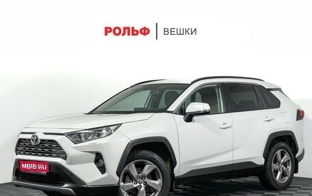 Toyota RAV4, 2022 год, 3 897 000 рублей, 1 фотография