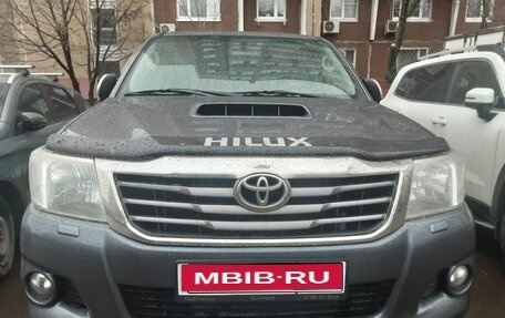 Toyota Hilux VII, 2013 год, 2 300 000 рублей, 1 фотография