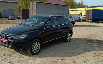 Volkswagen Touareg III, 2011 год, 1 350 000 рублей, 1 фотография