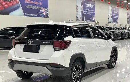 Toyota Yaris XP150 рестайлинг, 2021 год, 1 420 000 рублей, 4 фотография