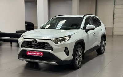 Toyota RAV4, 2019 год, 3 890 000 рублей, 1 фотография