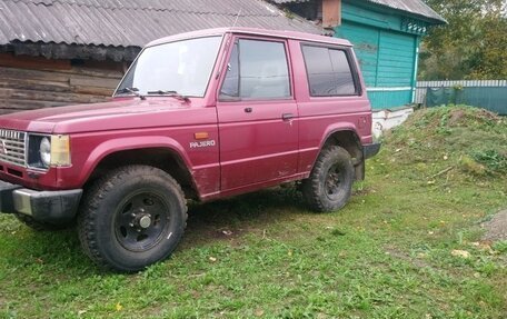 Mitsubishi Pajero III рестайлинг, 1988 год, 300 000 рублей, 1 фотография