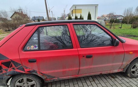 Skoda Felicia I рестайлинг, 1996 год, 150 000 рублей, 1 фотография