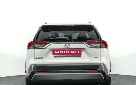 Toyota RAV4, 2022 год, 3 897 000 рублей, 6 фотография