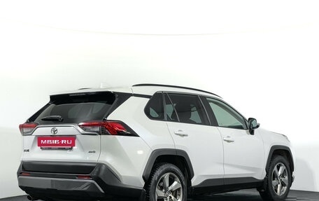 Toyota RAV4, 2022 год, 3 897 000 рублей, 5 фотография