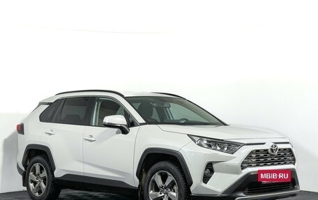 Toyota RAV4, 2022 год, 3 897 000 рублей, 3 фотография
