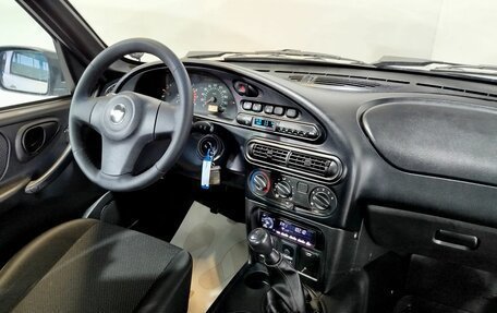 Chevrolet Niva I рестайлинг, 2017 год, 690 000 рублей, 14 фотография