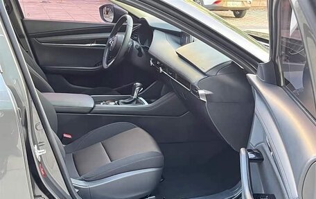 Mazda 3, 2022 год, 1 963 000 рублей, 9 фотография